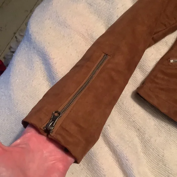 NWOT faux suede moto style jacket - Picture 3 of 10